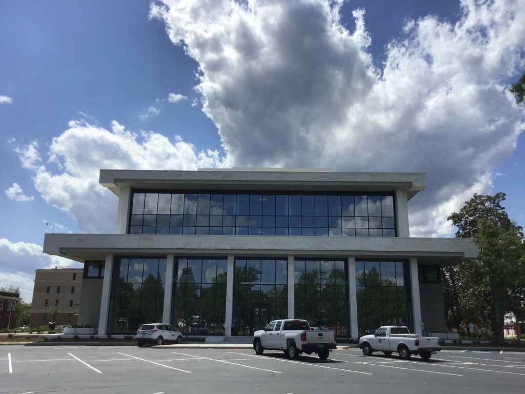 ROBESON COUNTY ADMINISTRATION CENTER Metcon Buildings & Infrastructure