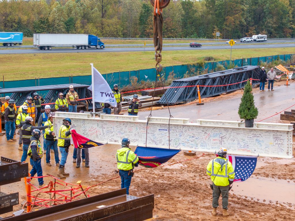 Yates| Metcon Joint Venture Celebrates the Topping Out of the Catawba Two Kings Casino and Resort Project in Kings Mountain, NC